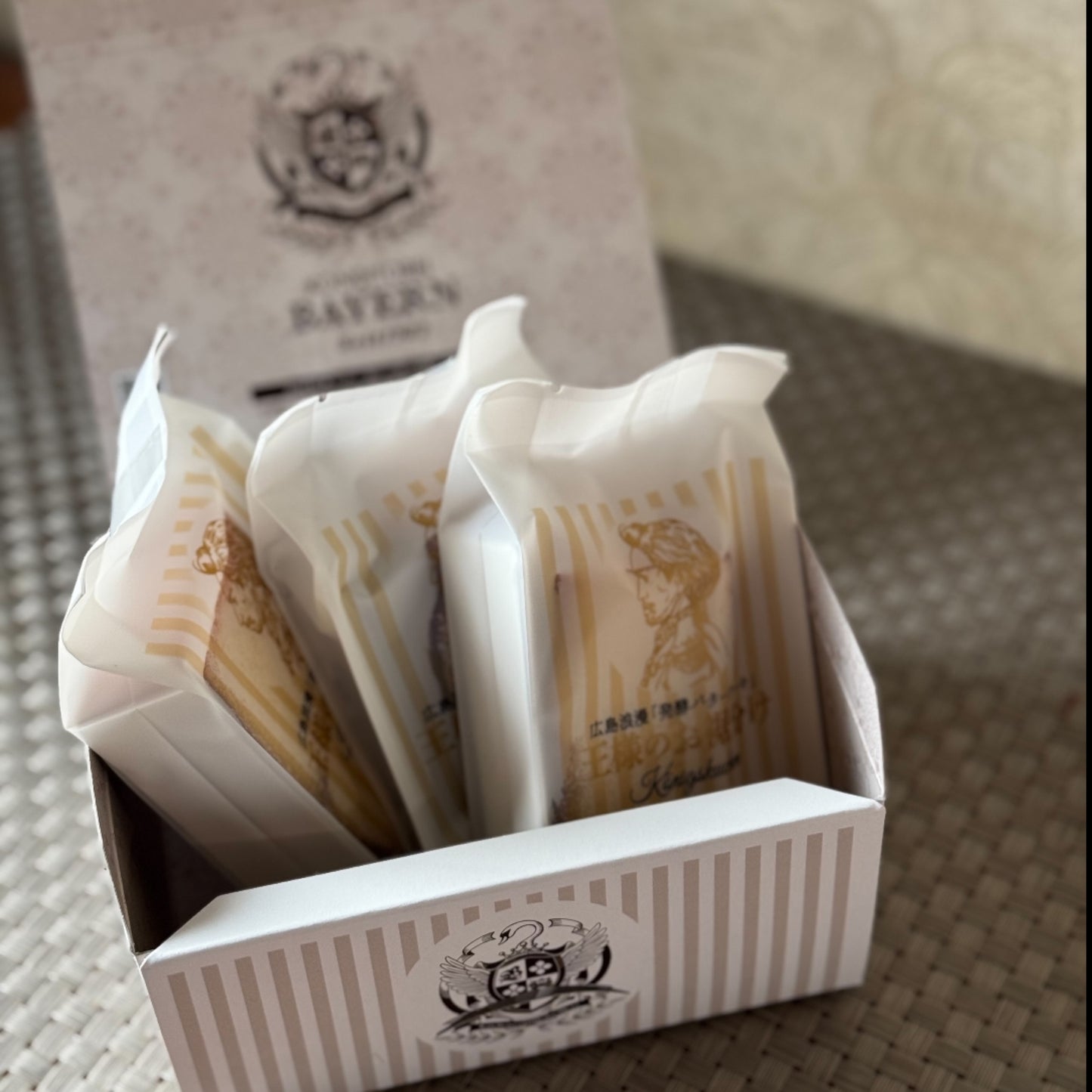 広島浪漫[濃厚バターケーキ」王様のお裾分け(3個セット)